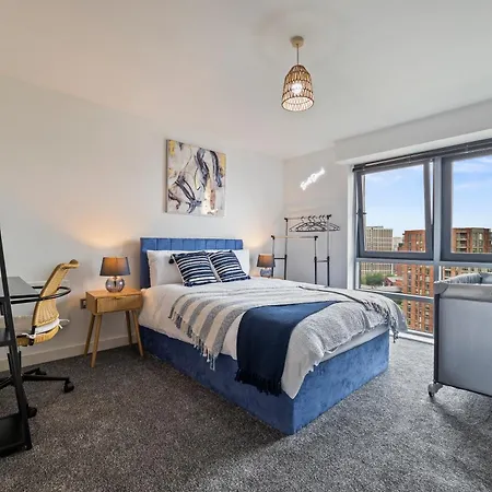 Highrise Sleeps 8 Apartamento *