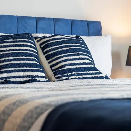 Highrise Sleeps 8 Apartamento