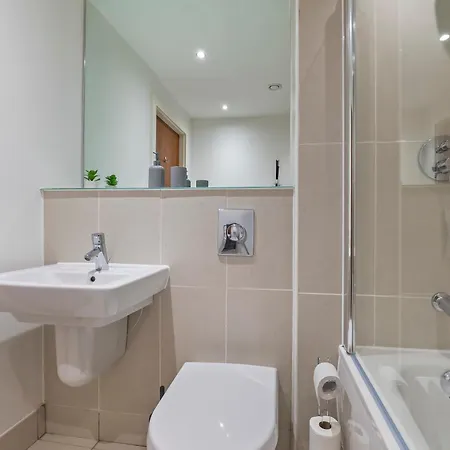 Highrise Sleeps 8 Apartamento Leeds (West Yorkshire)