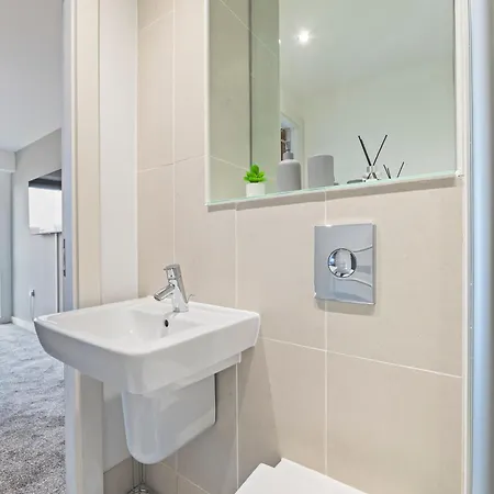 Highrise Sleeps 8 Apartamento *